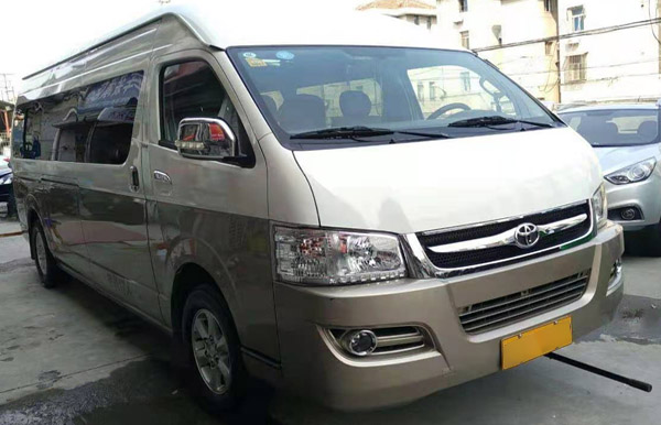 豐田海獅中巴租車